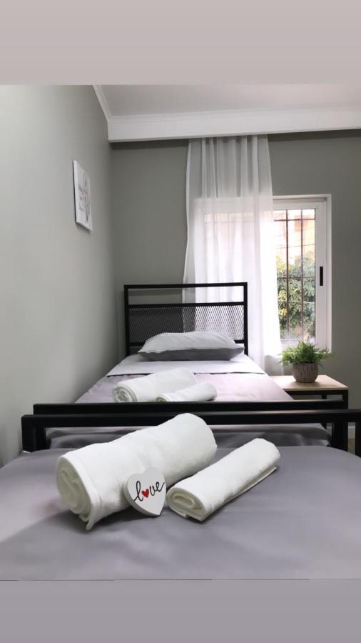 Ola Bicycle Apartament 地拉那 外观 照片